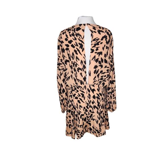 ASOS DESIGN Curve Floaty Romper Size 14 NWT - Picture 5 of 12